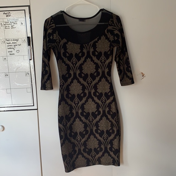 Dress - Picture 2 of 2